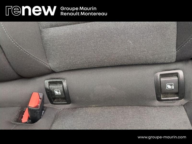 Photo 18 de l’annonce de RENAULT Clio d’occasion à vendre à VARENNES SUR SEINE