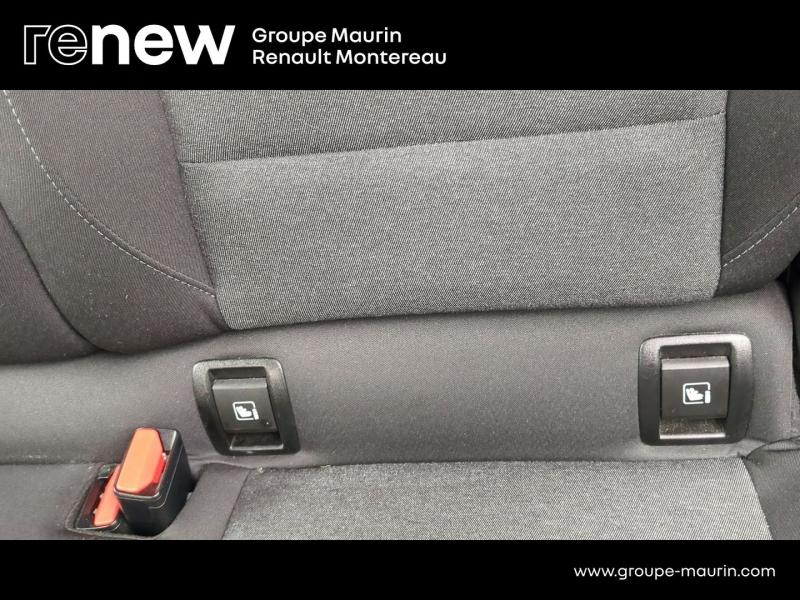 Photo 19 de l’annonce de RENAULT Clio d’occasion à vendre à VARENNES SUR SEINE