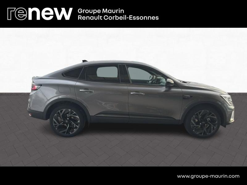 Photo 6 de l’annonce de RENAULT Arkana d’occasion à vendre à CORBEIL-ESSONNES