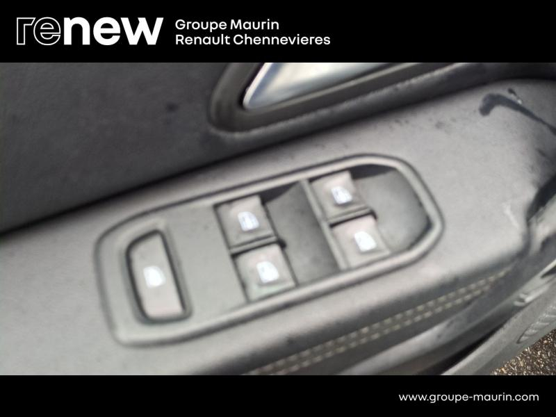 Photo 14 de l’annonce de DACIA Duster d’occasion à vendre à CHENNEVIÈRES-SUR-MARNE