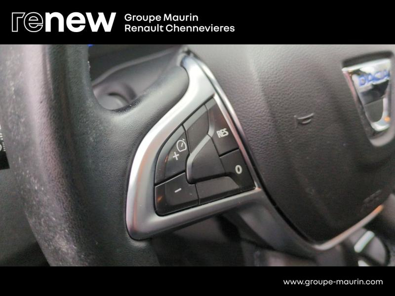 Photo 16 de l’annonce de DACIA Duster d’occasion à vendre à CHENNEVIÈRES-SUR-MARNE