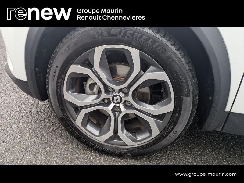 Photo 9 de l’annonce de RENAULT Captur d’occasion à vendre à CHENNEVIÈRES-SUR-MARNE