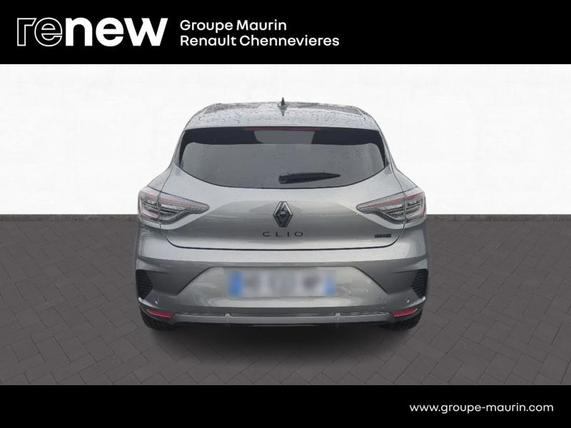Photo 6 de l’annonce de RENAULT Clio d’occasion à vendre à CHENNEVIÈRES-SUR-MARNE