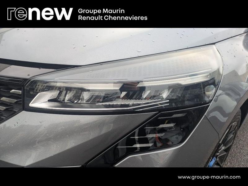 Photo 11 de l’annonce de RENAULT Clio d’occasion à vendre à CHENNEVIÈRES-SUR-MARNE