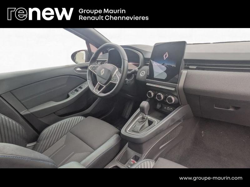 Photo 19 de l’annonce de RENAULT Clio d’occasion à vendre à CHENNEVIÈRES-SUR-MARNE