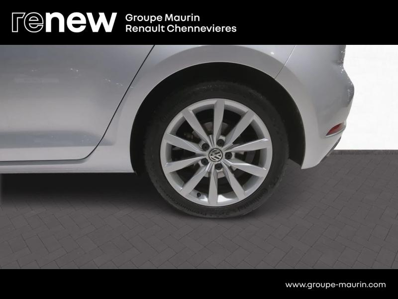 Photo 15 de l’annonce de VOLKSWAGEN Golf d’occasion à vendre à CHENNEVIÈRES-SUR-MARNE