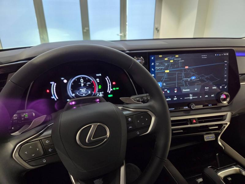 Photo 4 de l’annonce de LEXUS RX d’occasion à vendre à AUBIÈRE