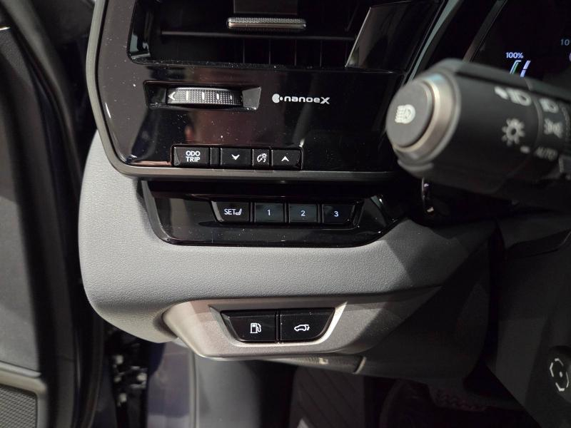 Photo 11 de l’annonce de LEXUS RX d’occasion à vendre à AUBIÈRE