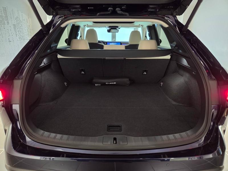 Photo 17 de l’annonce de LEXUS RX d’occasion à vendre à AUBIÈRE