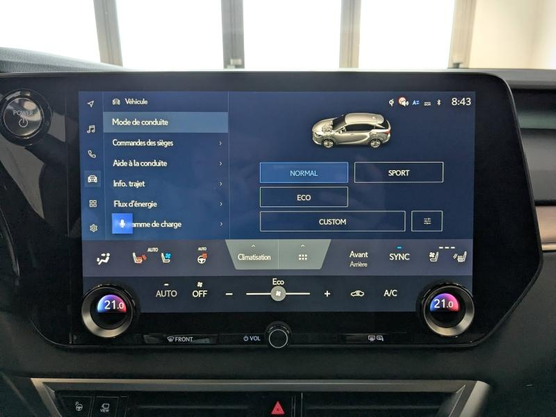 Photo 8 de l’annonce de LEXUS RX d’occasion à vendre à AUBIÈRE