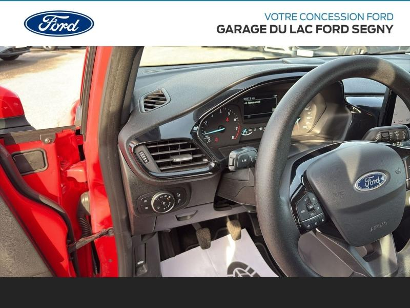 Photo 14 de l’annonce de FORD Fiesta d’occasion à vendre à PAYS DE GEX