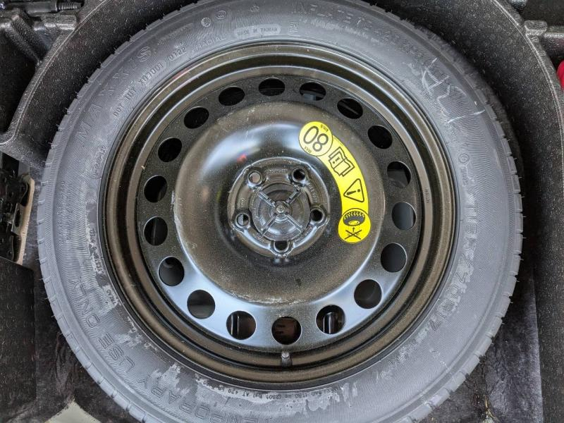 Photo 6 de l’annonce de FORD Kuga d’occasion à vendre à DRAGUIGNAN