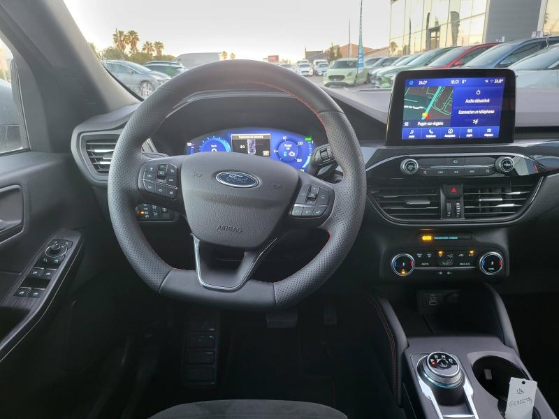 Photo 15 de l’annonce de FORD Kuga d’occasion à vendre à DRAGUIGNAN