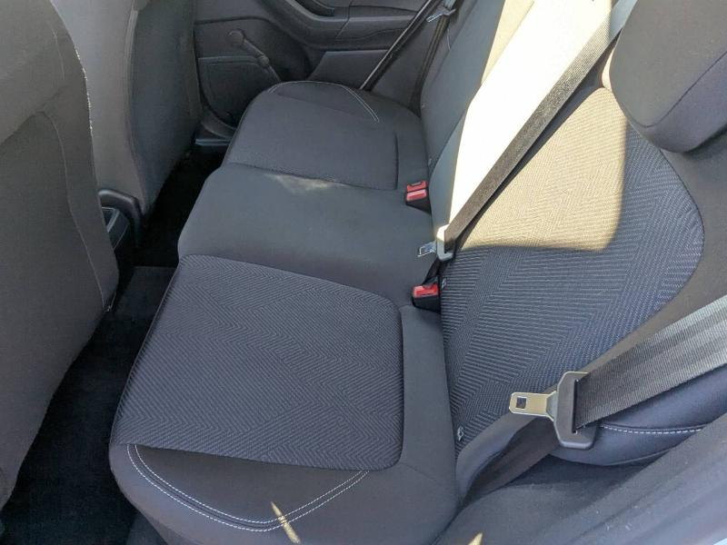 Photo 11 de l’annonce de FORD Fiesta d’occasion à vendre à DRAGUIGNAN