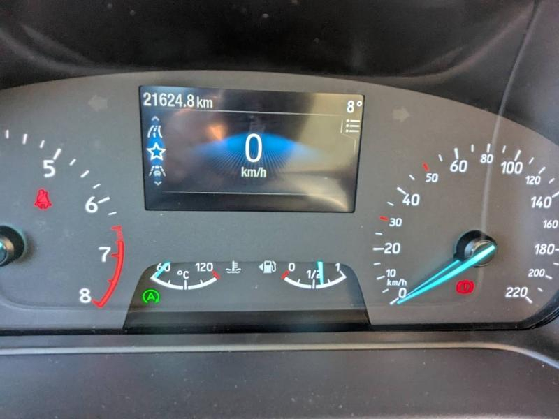 Photo 14 de l’annonce de FORD Fiesta d’occasion à vendre à DRAGUIGNAN