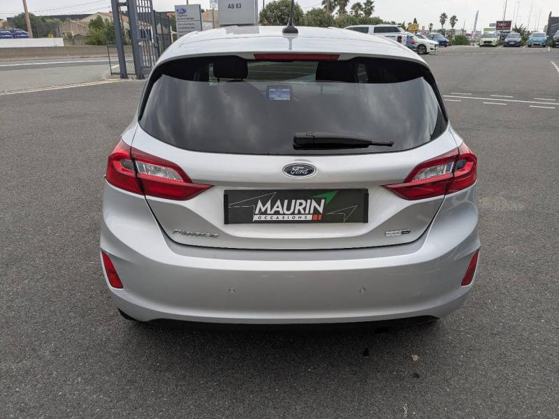 Photo 4 de l’annonce de FORD Fiesta d’occasion à vendre à DRAGUIGNAN