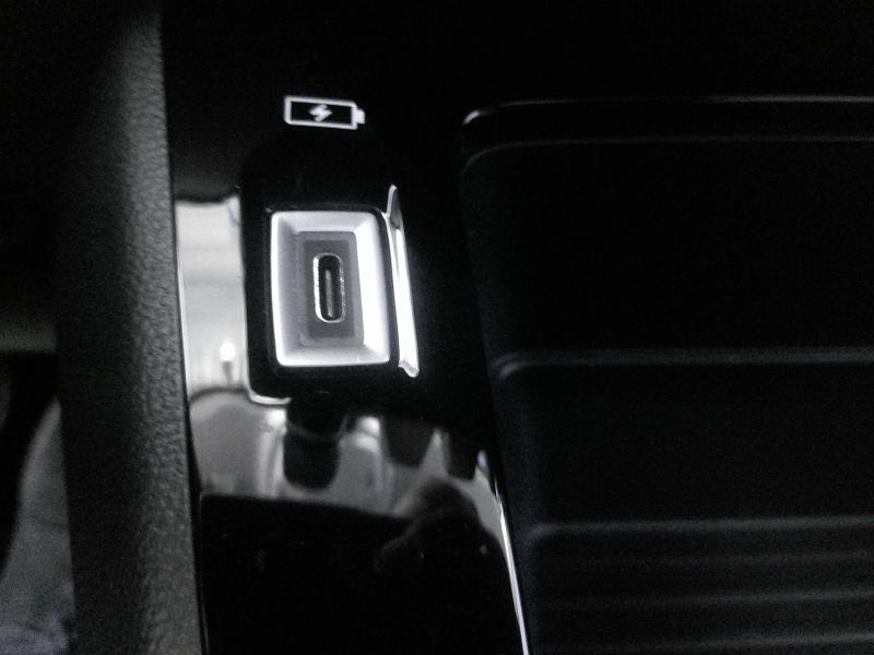 Photo 13 de l’annonce de PEUGEOT 208 d’occasion à vendre à PERPIGNAN