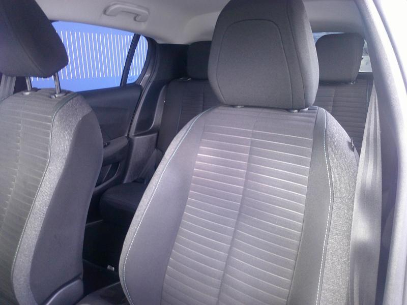 Photo 17 de l’annonce de PEUGEOT 208 d’occasion à vendre à PERPIGNAN