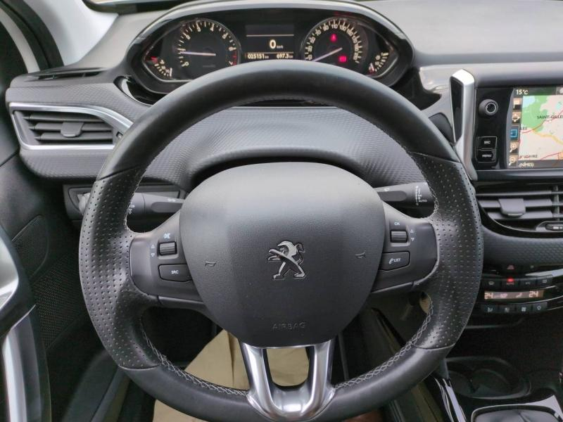 Photo 11 de l’annonce de PEUGEOT 2008 d’occasion à vendre à NÎMES