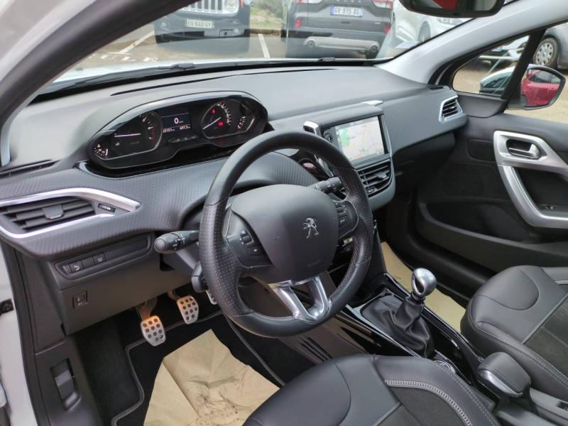 Photo 14 de l’annonce de PEUGEOT 2008 d’occasion à vendre à NÎMES