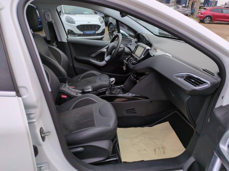 Photo 16 de l’annonce de PEUGEOT 2008 d’occasion à vendre à NÎMES