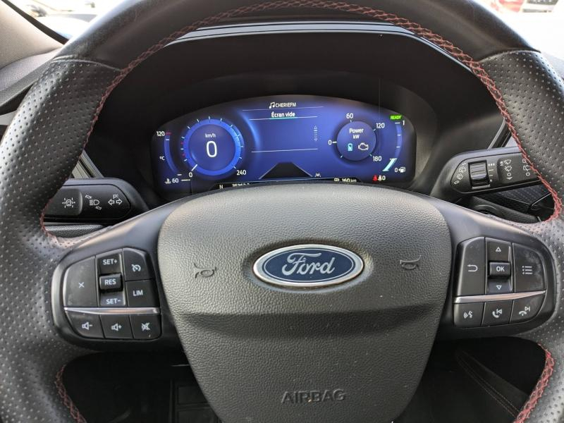 Photo 6 de l’annonce de FORD Kuga d’occasion à vendre à AVIGNON