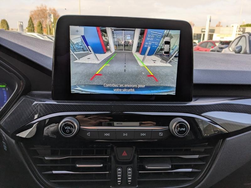 Photo 15 de l’annonce de FORD Kuga d’occasion à vendre à AVIGNON