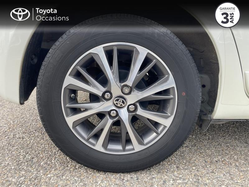 Photo 16 de l’annonce de TOYOTA Yaris d’occasion à vendre à MONTFAVET