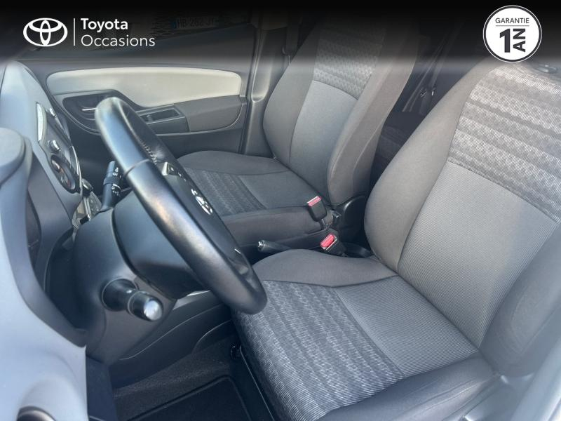 Photo 11 de l’annonce de TOYOTA Yaris d’occasion à vendre à MONTFAVET