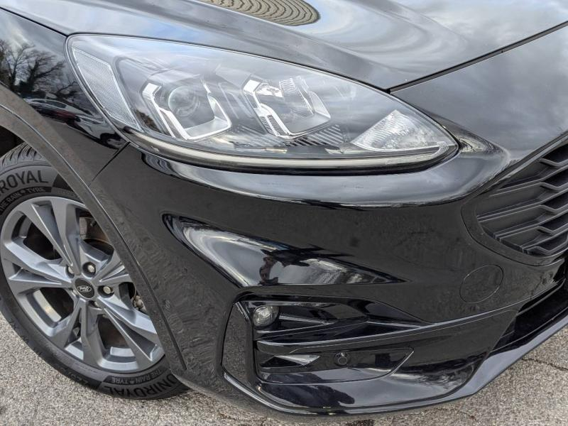 Photo 3 de l’annonce de FORD Kuga d’occasion à vendre à AIX-EN-PROVENCE