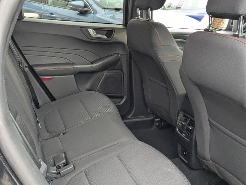 Photo 10 de l’annonce de FORD Kuga d’occasion à vendre à AIX-EN-PROVENCE