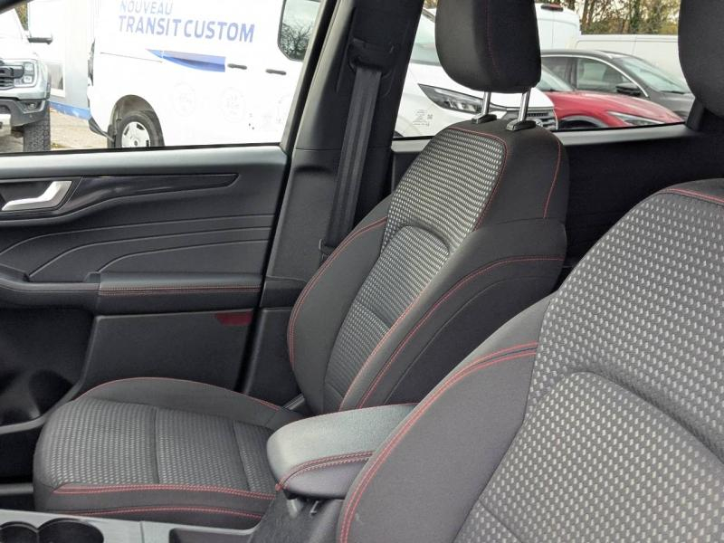 Photo 14 de l’annonce de FORD Kuga d’occasion à vendre à AIX-EN-PROVENCE