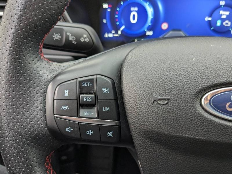 Photo 18 de l’annonce de FORD Kuga d’occasion à vendre à AIX-EN-PROVENCE