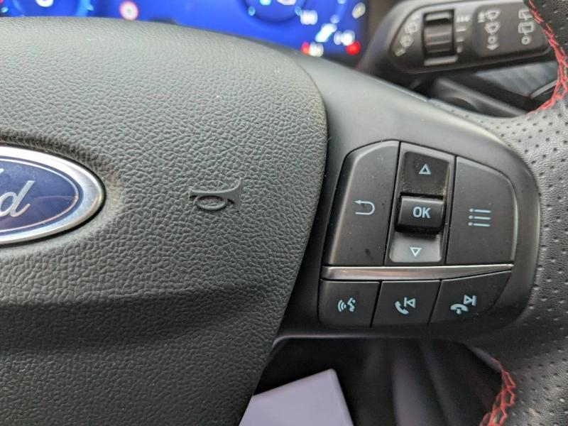 Photo 19 de l’annonce de FORD Kuga d’occasion à vendre à AIX-EN-PROVENCE