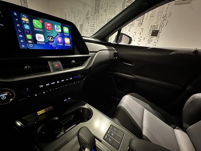 Photo 20 de l’annonce de LEXUS UX d’occasion à vendre à MONTFAVET