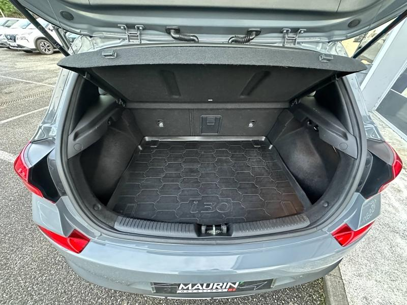 Photo 17 de l’annonce de HYUNDAI i30 d’occasion à vendre à CHAMBERY