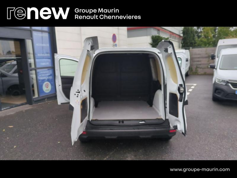 Photo 13 de l’annonce de RENAULT Kangoo Van d’occasion à vendre à CHENNEVIÈRES-SUR-MARNE