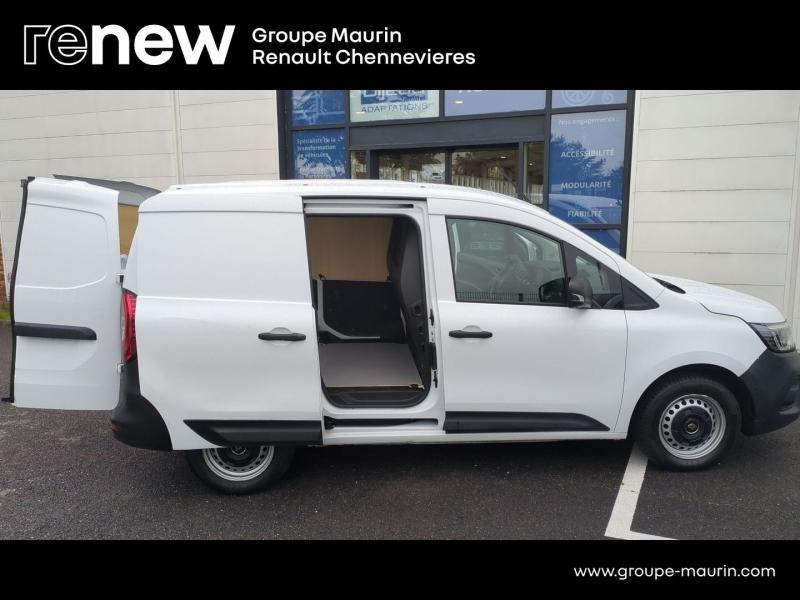 Photo 15 de l’annonce de RENAULT Kangoo Van d’occasion à vendre à CHENNEVIÈRES-SUR-MARNE