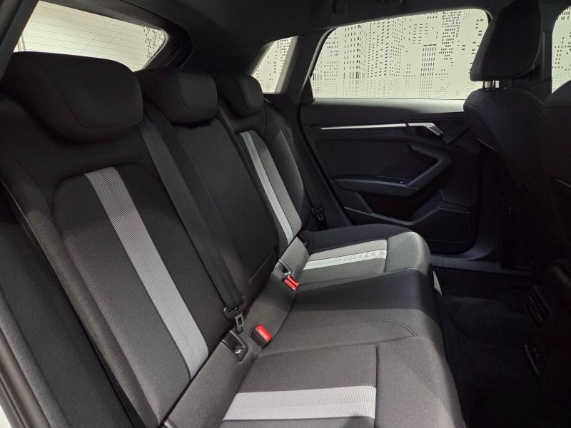 Photo 12 de l’annonce de AUDI A3 Sportback d’occasion à vendre à AUBIÈRE