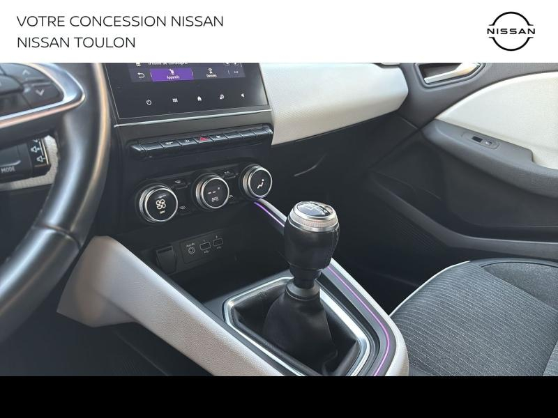 Photo 18 de l’annonce de RENAULT Clio d’occasion à vendre à TOULON