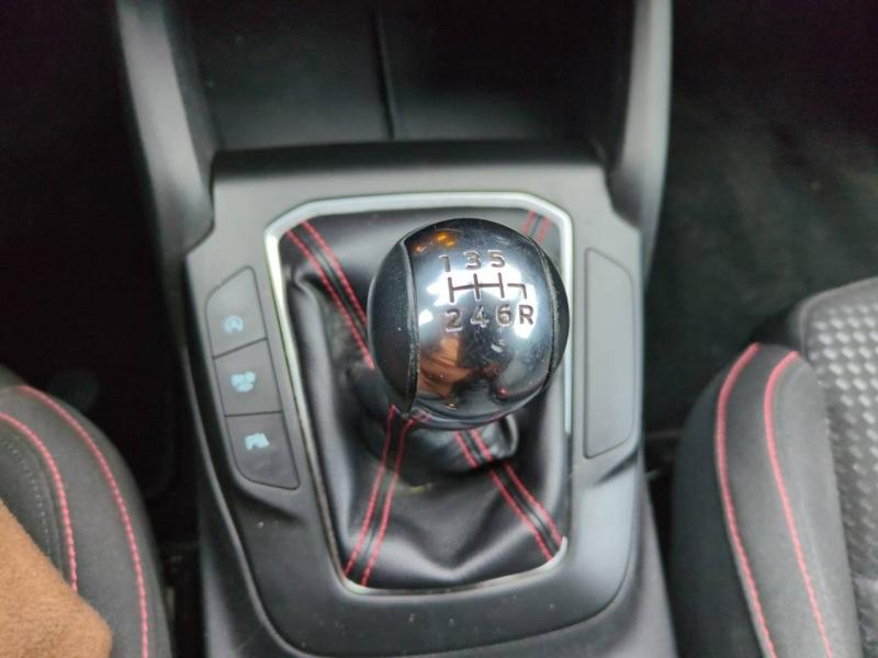 Photo 10 de l’annonce de FORD Focus d’occasion à vendre à NÎMES