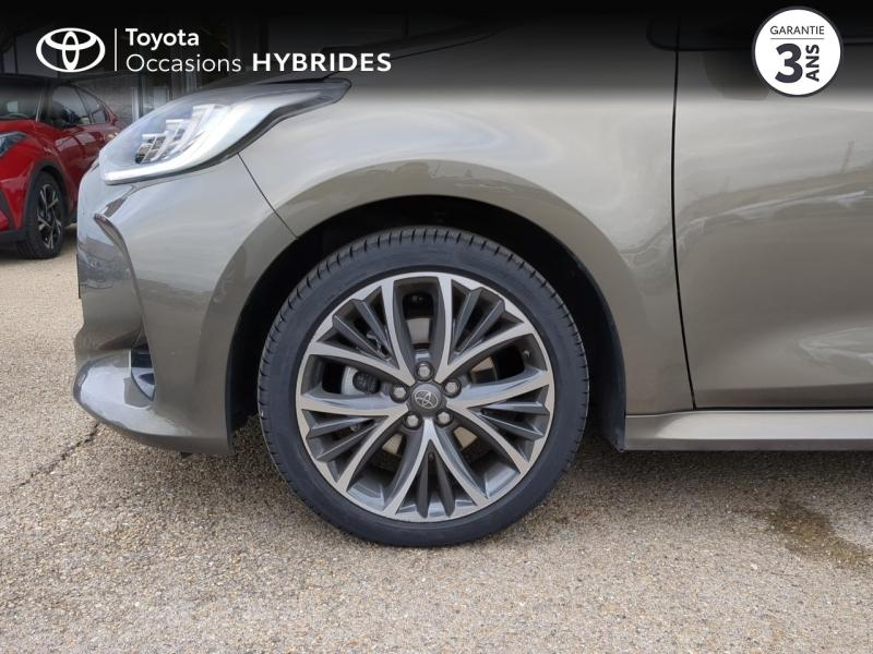 Photo 16 de l’annonce de TOYOTA Yaris d’occasion à vendre à ARLES