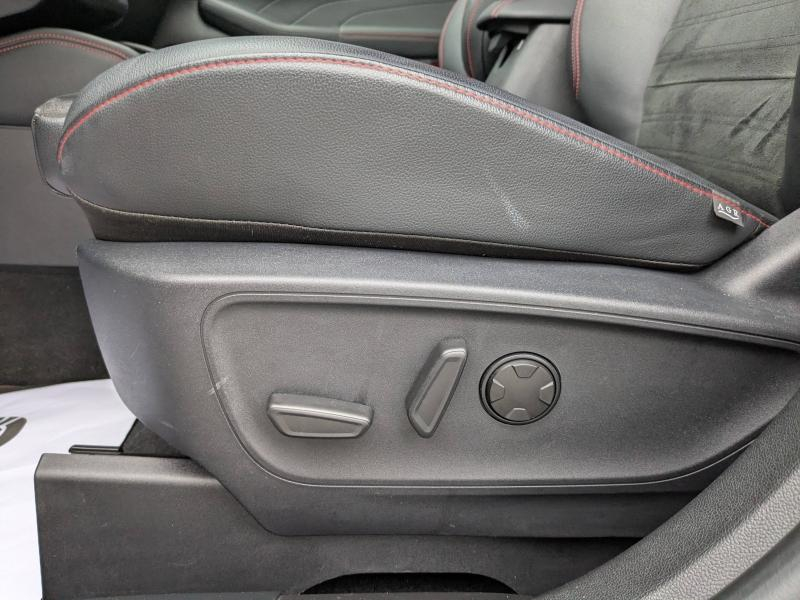 Photo 18 de l’annonce de FORD Kuga d’occasion à vendre à LA VALETTE