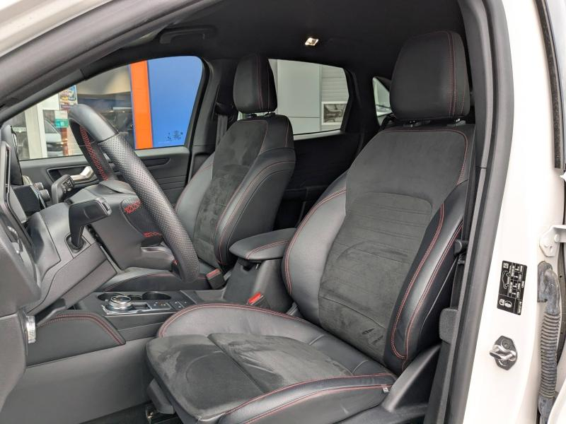 Photo 19 de l’annonce de FORD Kuga d’occasion à vendre à LA VALETTE