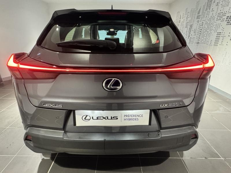 Photo 6 de l’annonce de LEXUS UX d’occasion à vendre à MONTFAVET