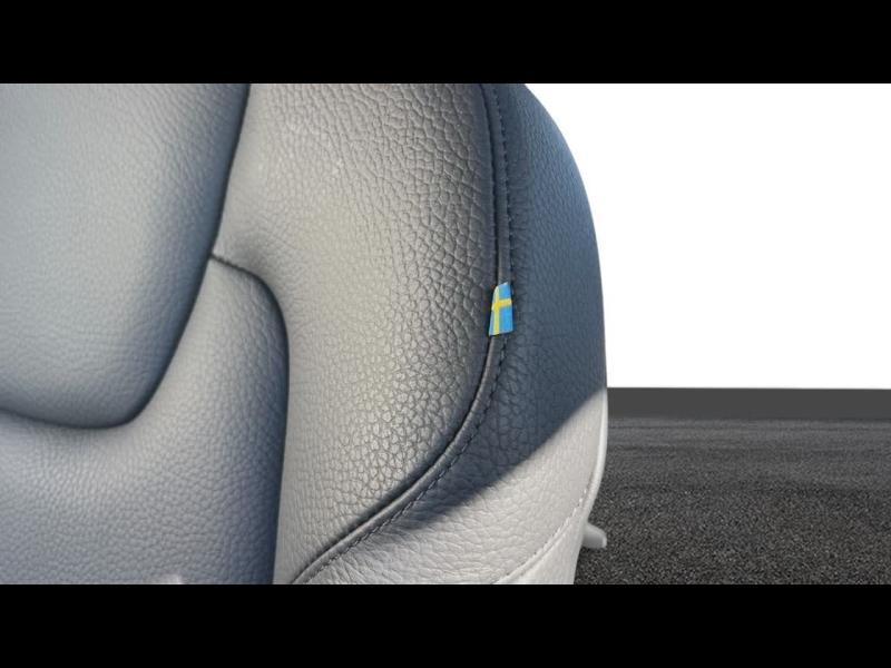 Photo 20 de l’annonce de VOLVO XC60 d’occasion à vendre à TOULON