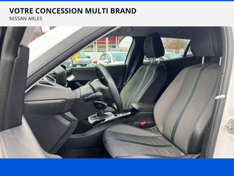 Photo 10 de l’annonce de PEUGEOT 2008 d’occasion à vendre à ARLES