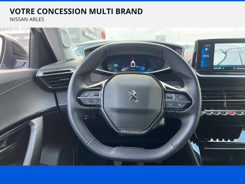 Photo 13 de l’annonce de PEUGEOT 2008 d’occasion à vendre à ARLES