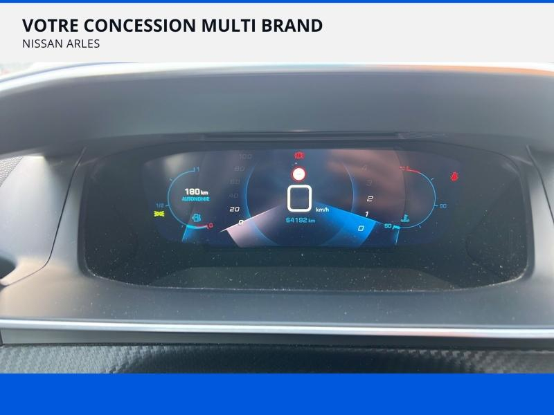 Photo 16 de l’annonce de PEUGEOT 2008 d’occasion à vendre à ARLES