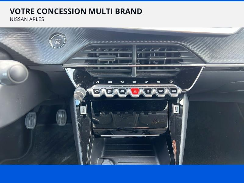 Photo 17 de l’annonce de PEUGEOT 2008 d’occasion à vendre à ARLES